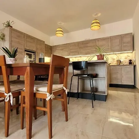 Luxury En-suite Double. Beach-house With Sea Views * Mellieha