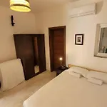 Luxury En-suite Double. Beach-house With Sea Views Appartement