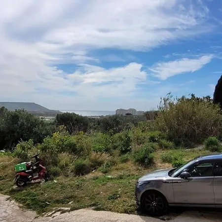 Luxury En-suite Double. Beach-house With Sea Views Mellieħa