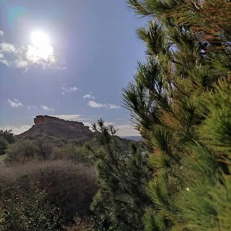 Luxury En-suite Double. Beach-house With Sea Views Apartment *