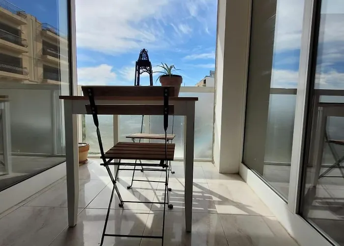 Lejlighed Luxury En-suite Double. Beach-house With Sea Views Mellieħa