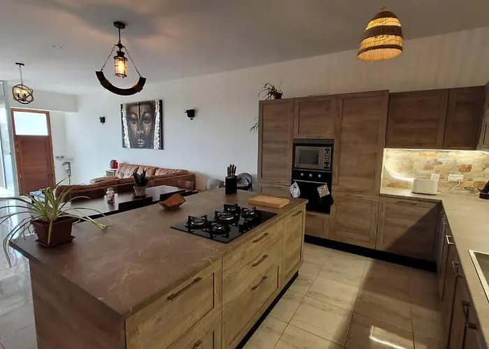 Luxury En-suite Double. Beach-house With Sea Views Mellieħa